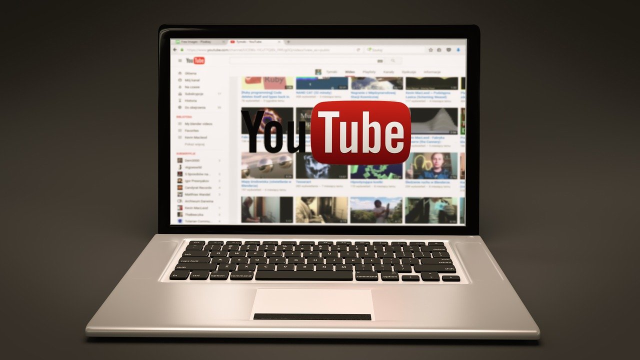 Come classificare il tuo video su YouTube e sui motori di ricerca